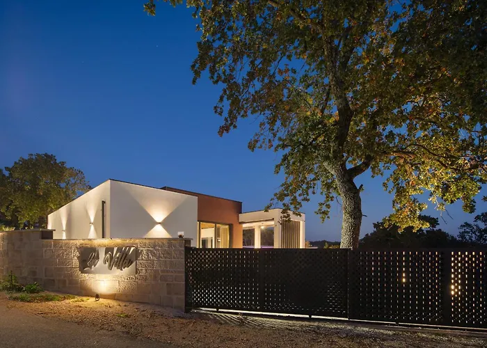 Villa La *