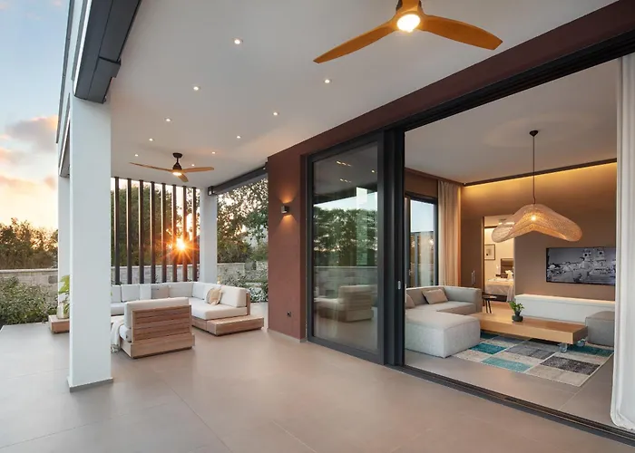 La Villa *